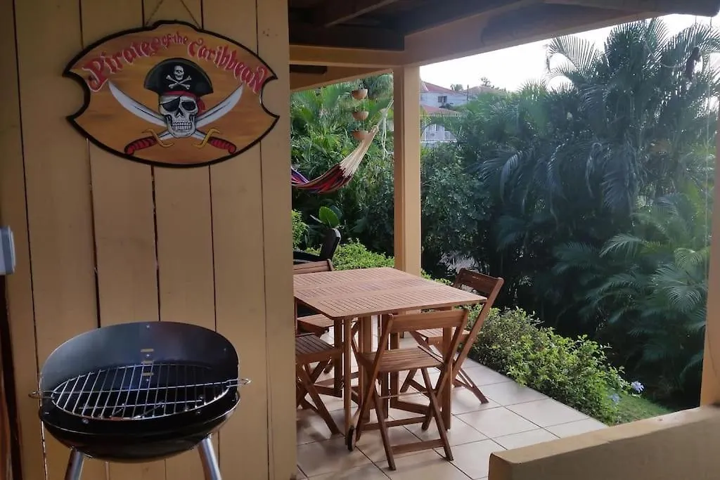 Gite Pirates Des Caraibes Bouillante